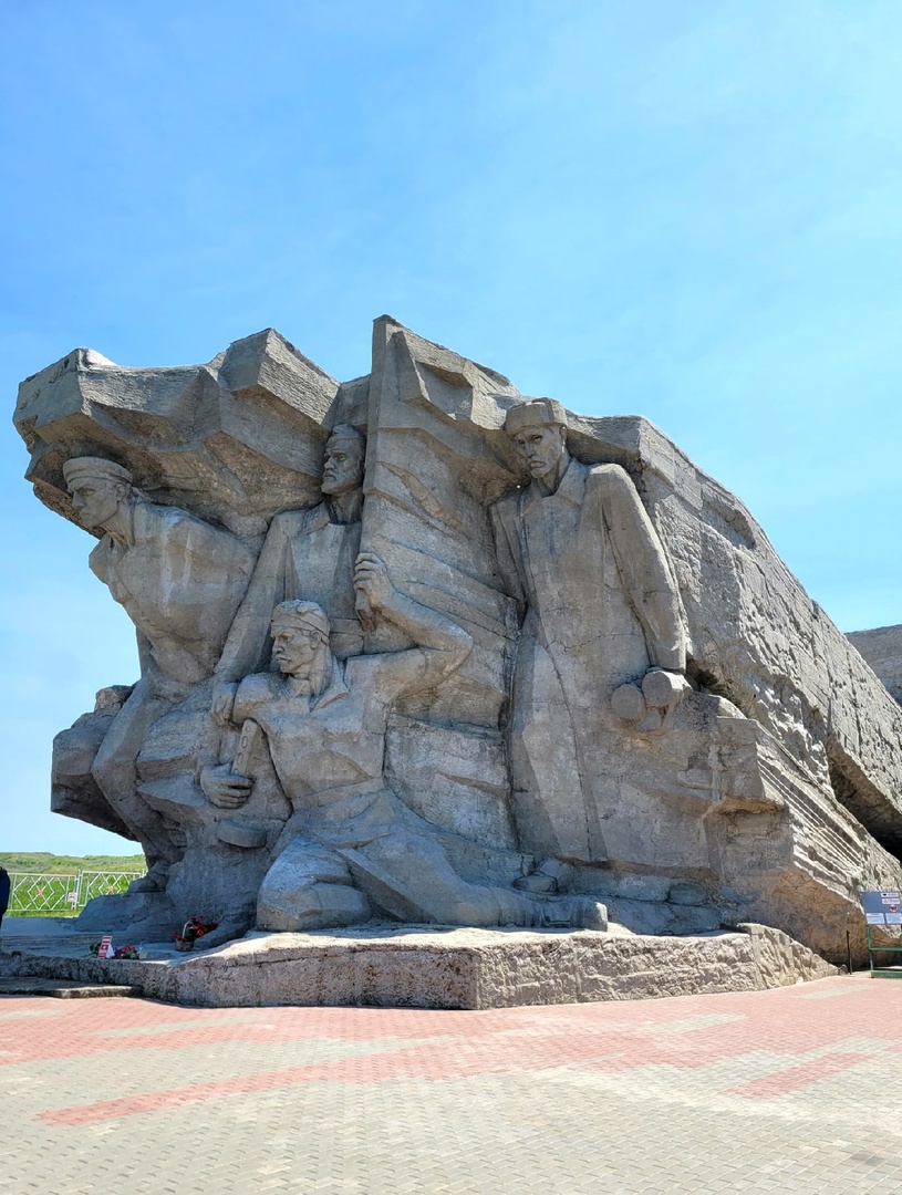 Достопримечательности в Керчи – Аджимушкайские каменоломни фото