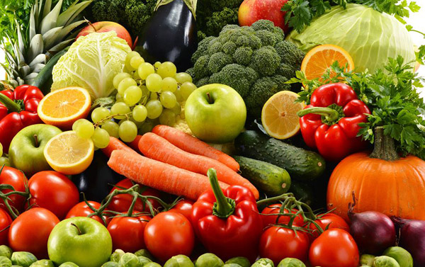 Натуральные овощи и фрукты